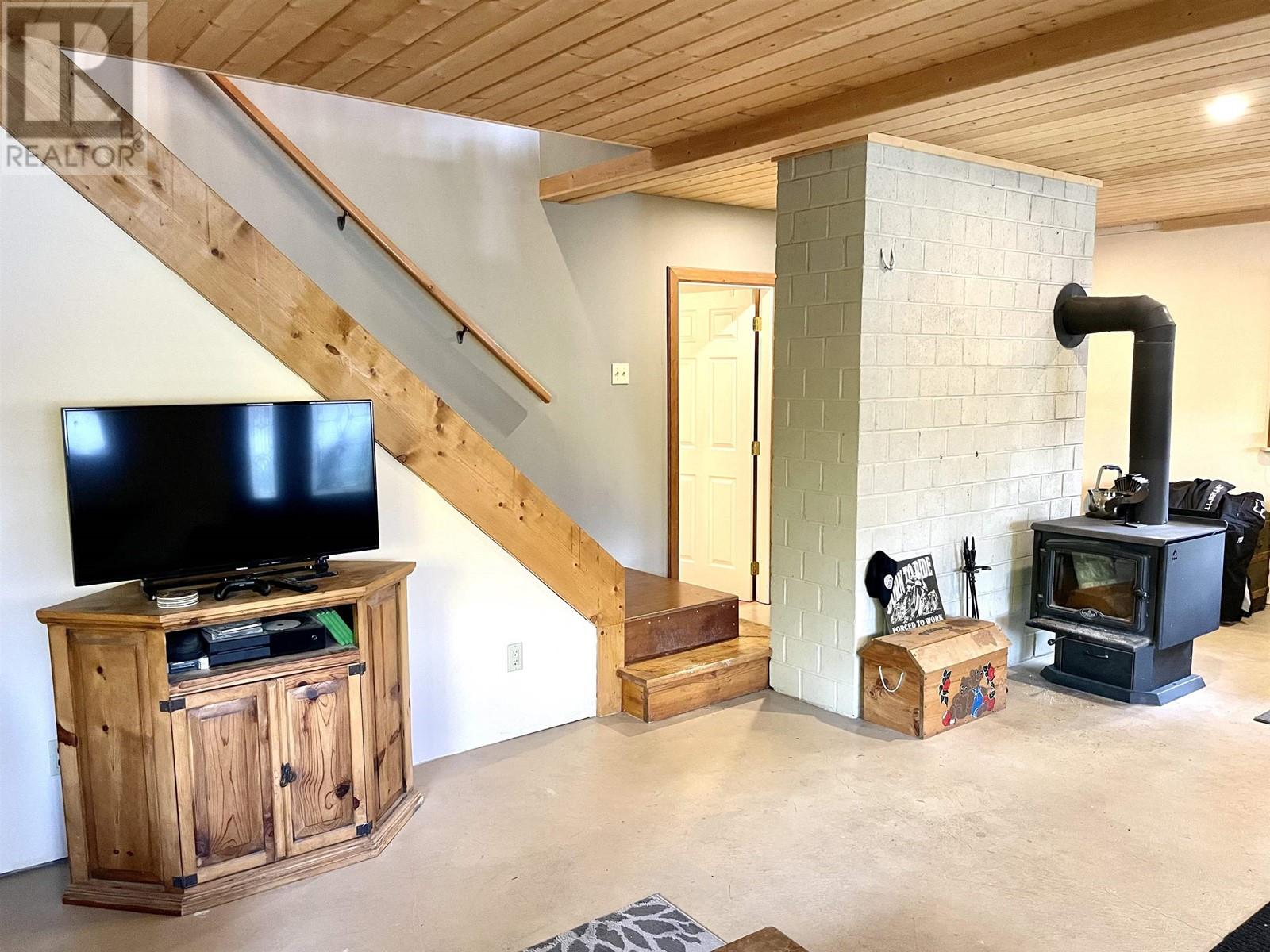 7068 Gun Lake West Road, Pemberton, British Columbia  V0K 1P0 - Photo 25 - R2828855