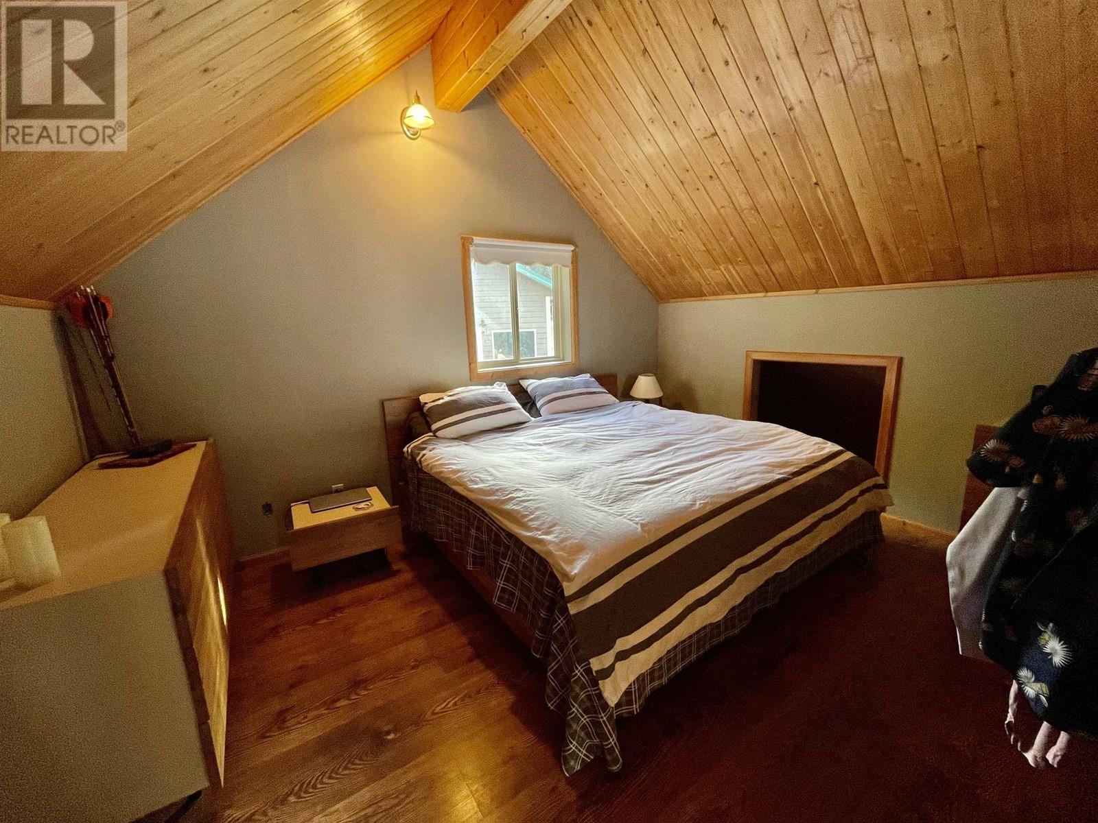 7068 Gun Lake West Road, Pemberton, British Columbia  V0K 1P0 - Photo 18 - R2828855