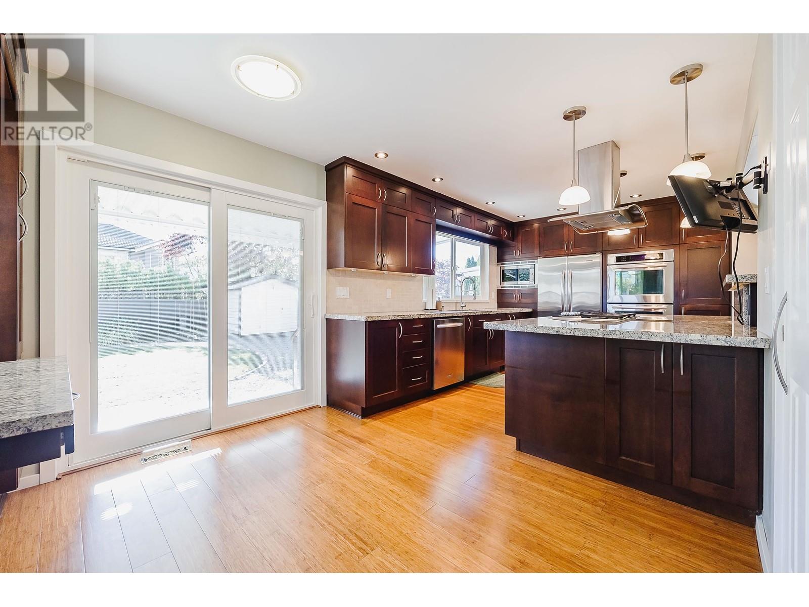 1461 Rhine Crescent, Port Coquitlam, British Columbia  V3B 7T2 - Photo 10 - R2828954