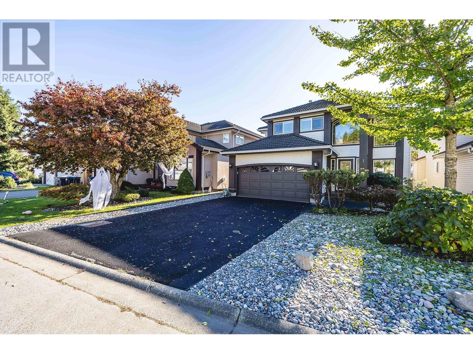 1461 Rhine Crescent, Port Coquitlam, British Columbia  V3B 7T2 - Photo 2 - R2828954