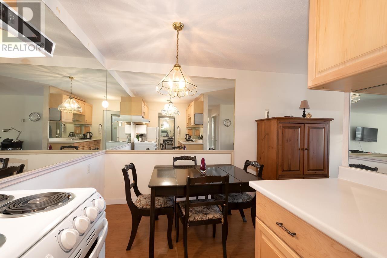 104 145 W 18th Street, North Vancouver, British Columbia  V7M 1W5 - Photo 2 - R2810297