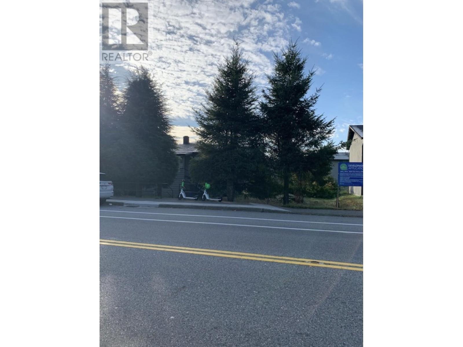 2806 Glen Drive, Coquitlam, British Columbia  V3B 0A4 - Photo 4 - R2825645