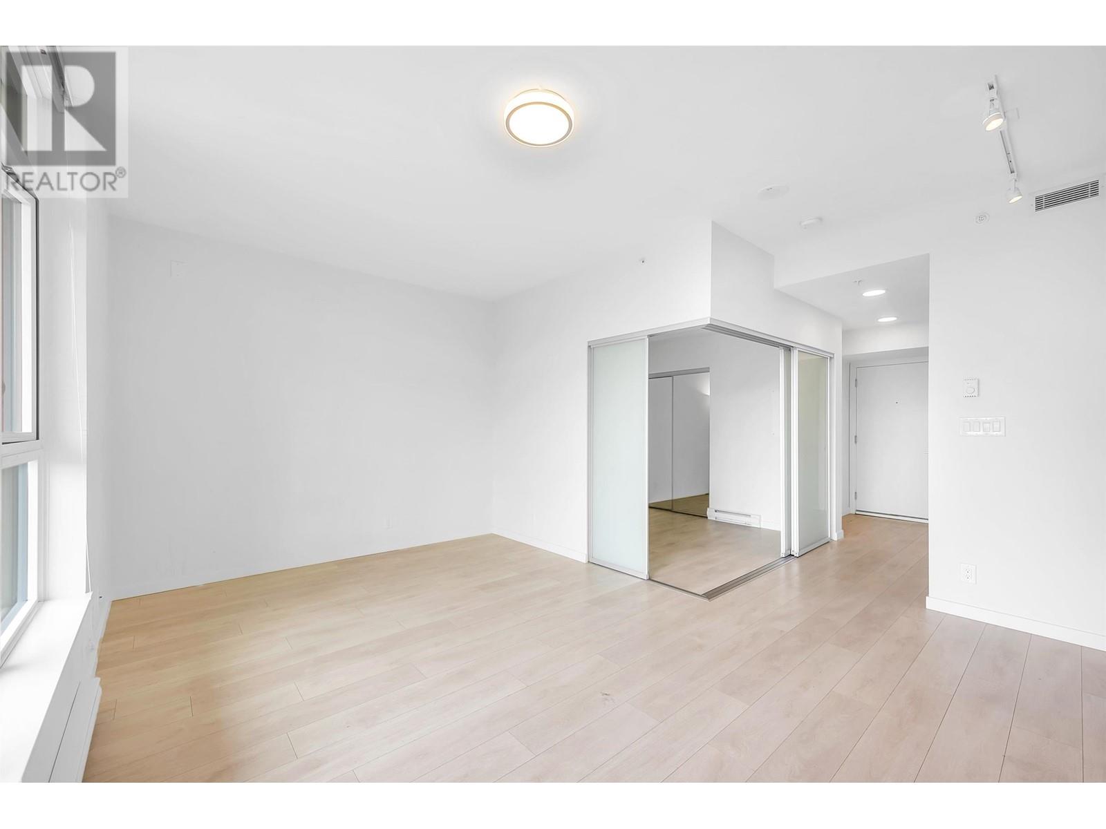2106 691 North Road, Coquitlam, British Columbia  V3J 0H9 - Photo 5 - R2828783