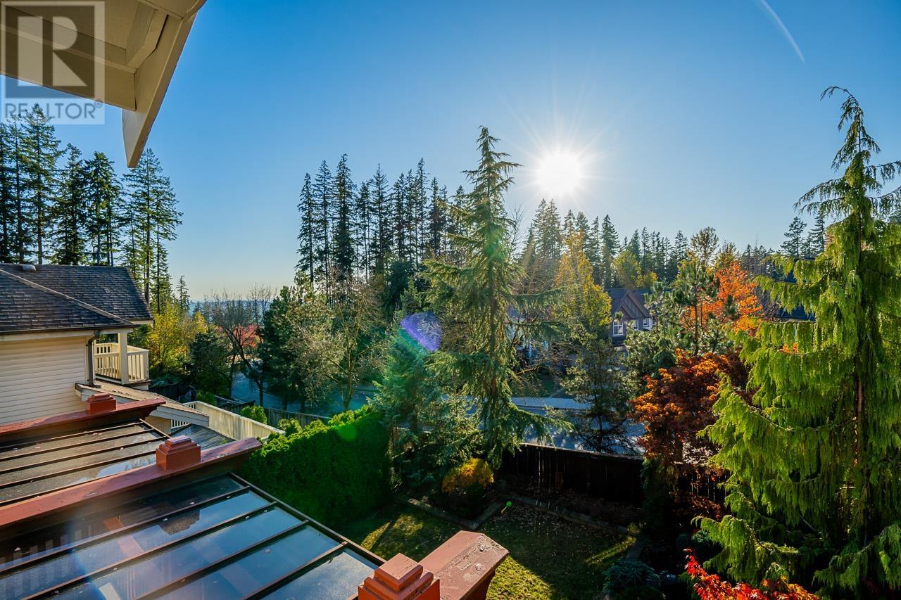 15 Maple Drive, Port Moody, British Columbia  V3H 5M8 - Photo 29 - R2828378