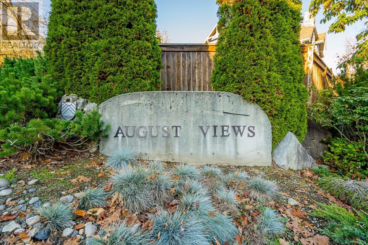 15 Maple Drive, Port Moody, British Columbia  V3H 5M8 - Photo 2 - R2828378