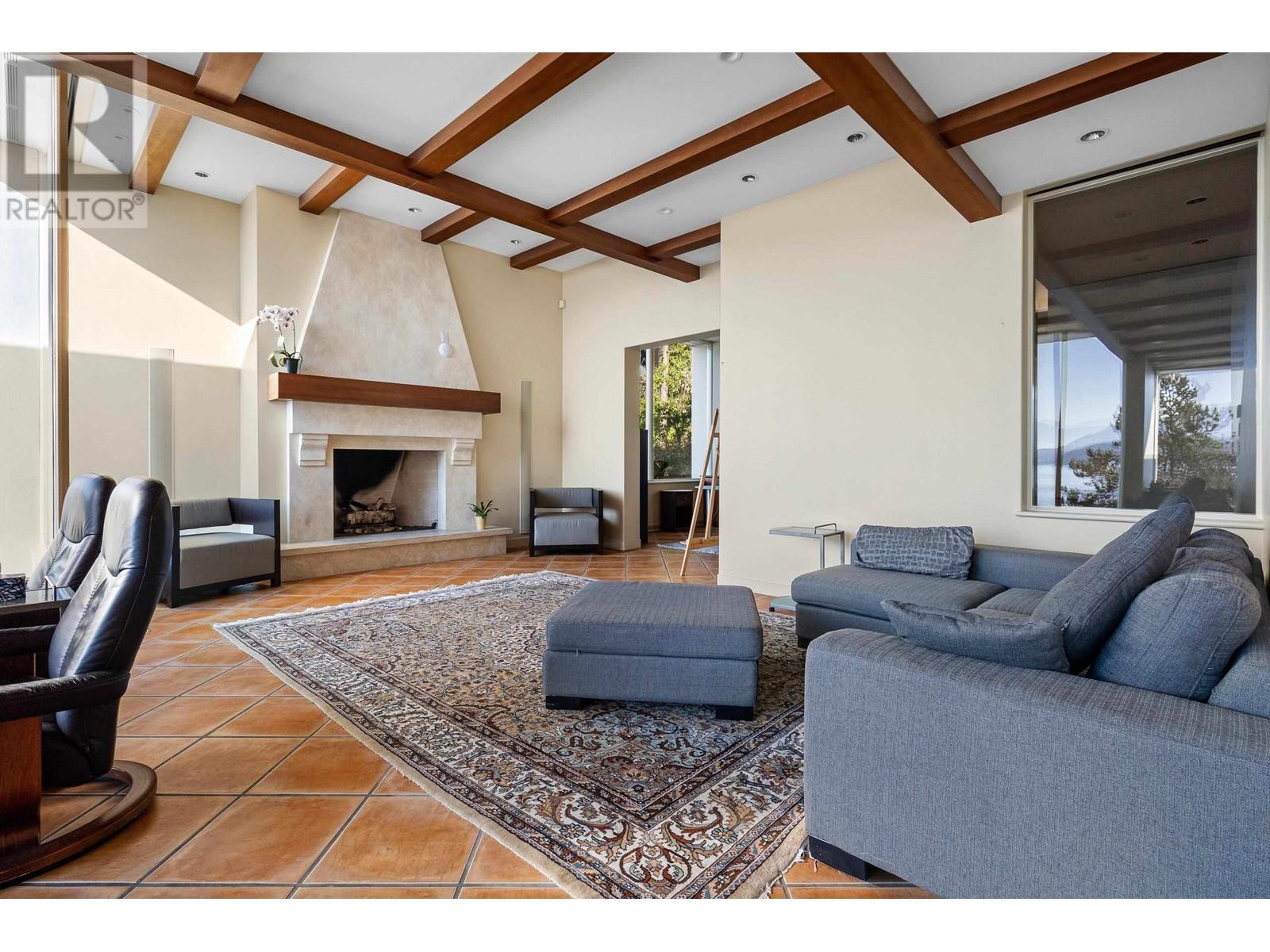 6257 Taylor Drive, West Vancouver, British Columbia  V7W 1Y8 - Photo 13 - R2828503