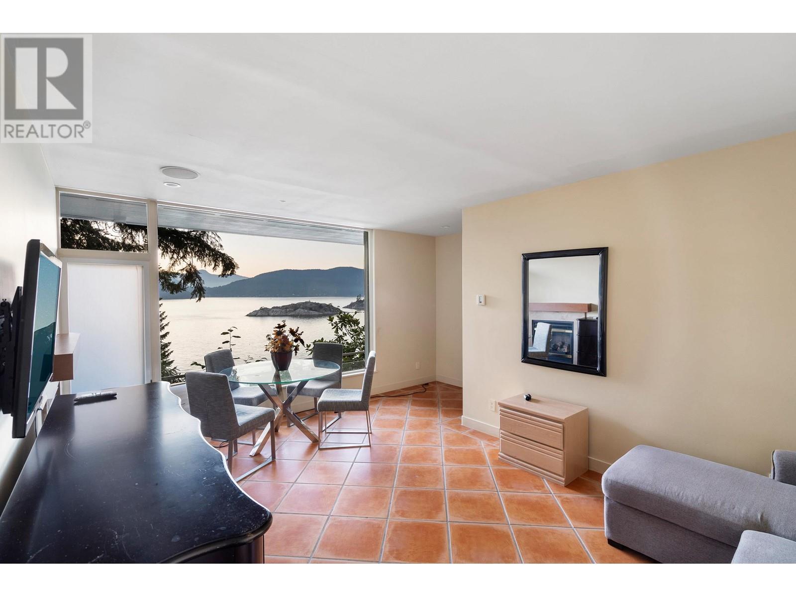 6257 Taylor Drive, West Vancouver, British Columbia  V7W 1Y8 - Photo 35 - R2828503