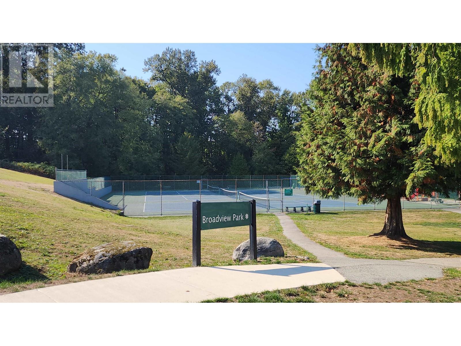 102 4181 Norfolk Street, Burnaby, British Columbia  V5G 1E8 - Photo 3 - R2824304