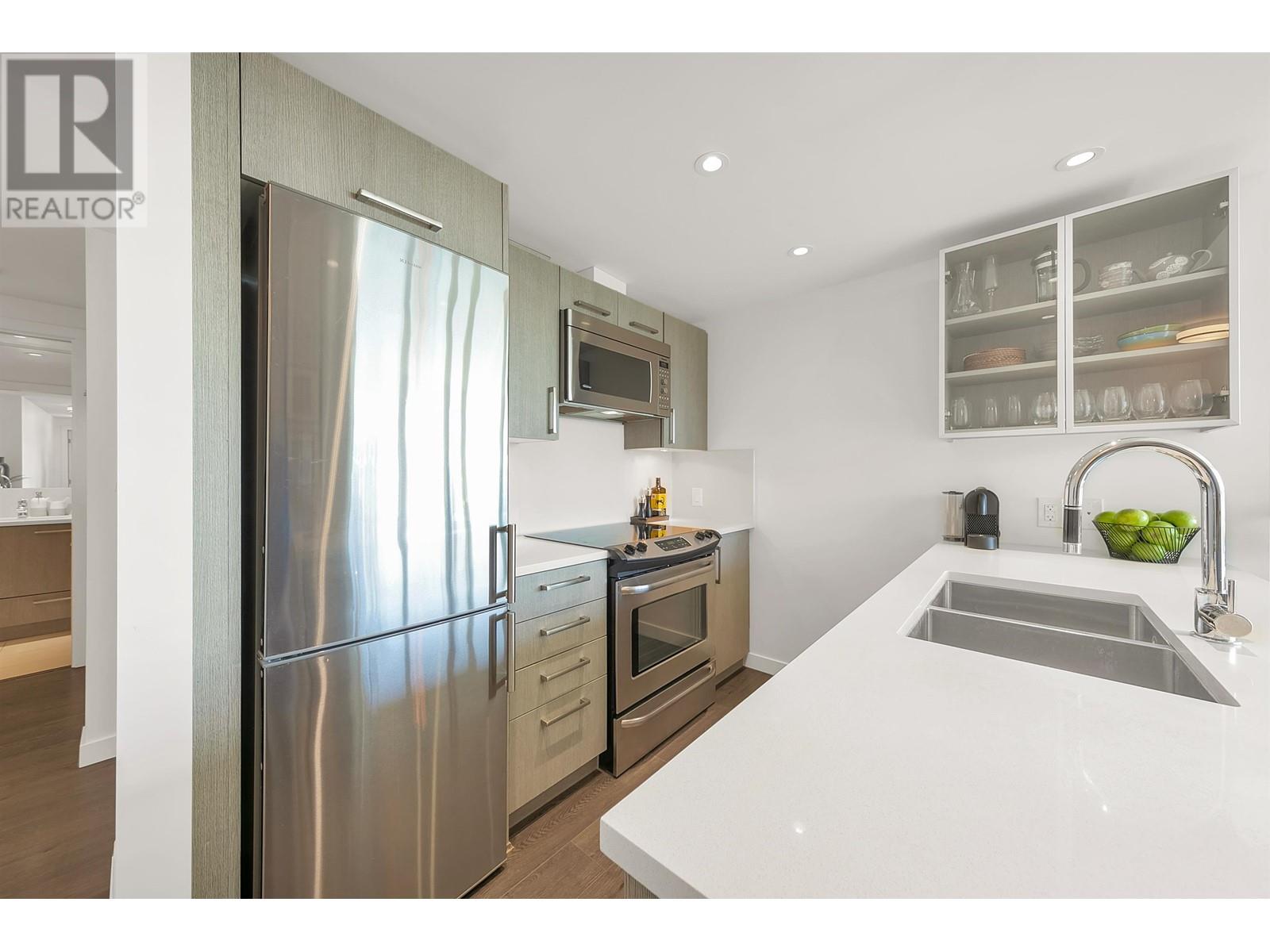 751 955 E Hastings Street, Vancouver, British Columbia  V6A 0G8 - Photo 5 - R2814354