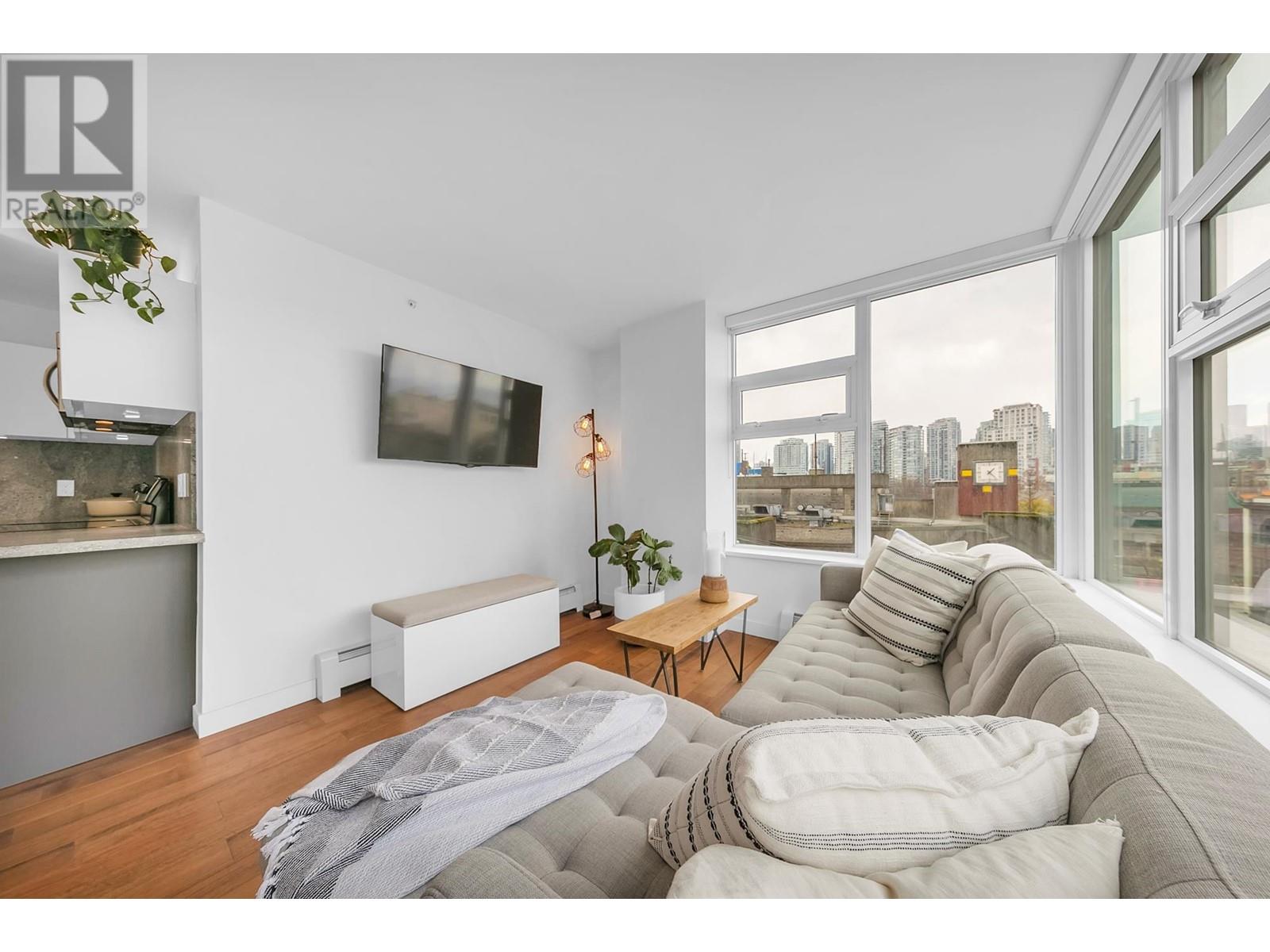 705 188 Keefer Street, Vancouver, British Columbia  V6A 0E3 - Photo 9 - R2811566