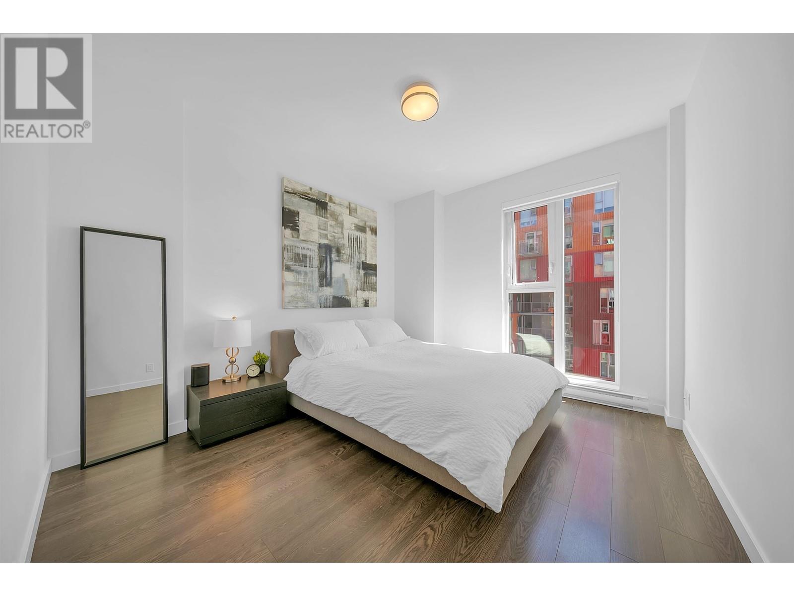 751 955 E Hastings Street, Vancouver, British Columbia  V6A 0G8 - Photo 13 - R2814354