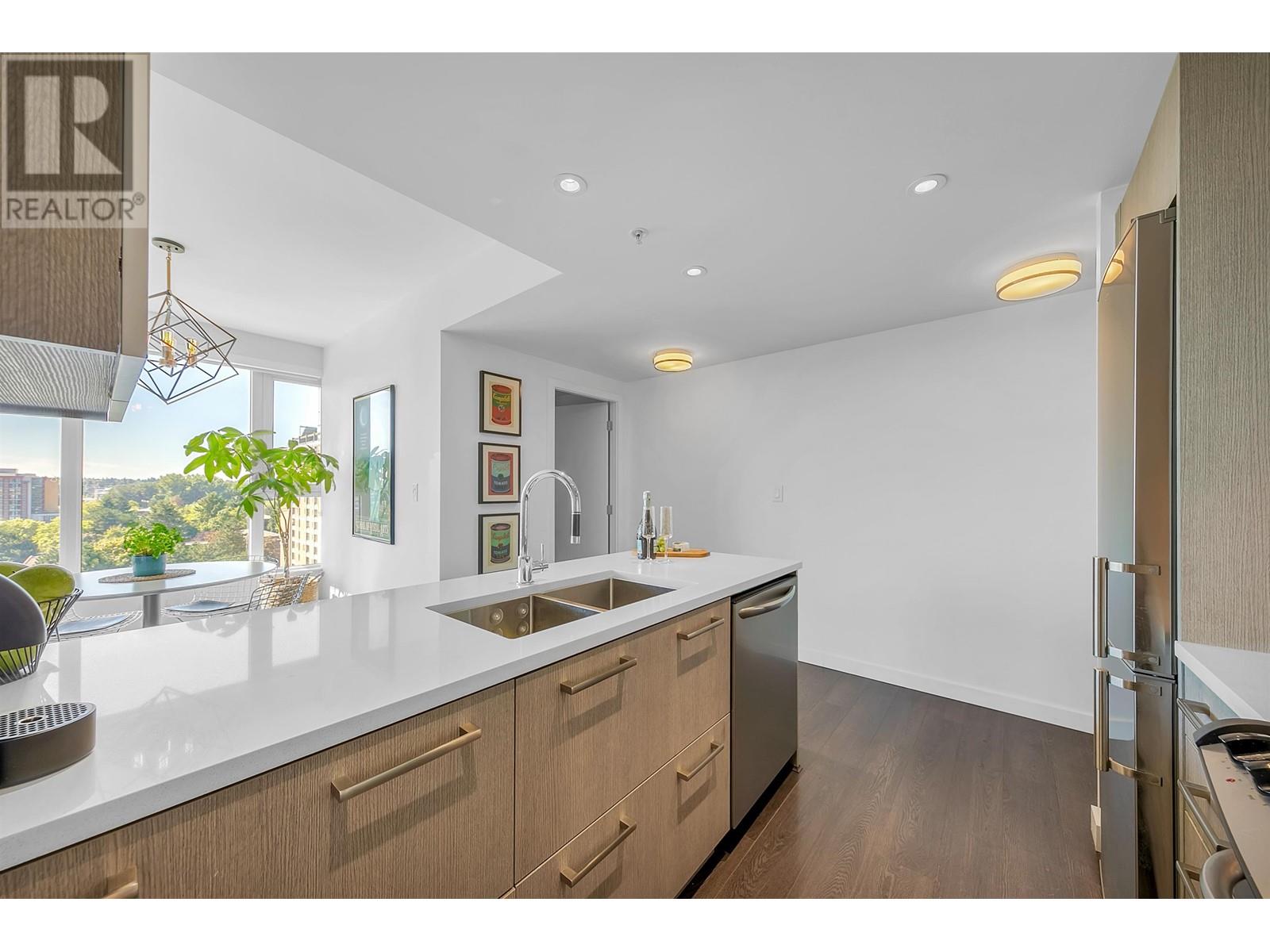 751 955 E Hastings Street, Vancouver, British Columbia  V6A 0G8 - Photo 6 - R2814354