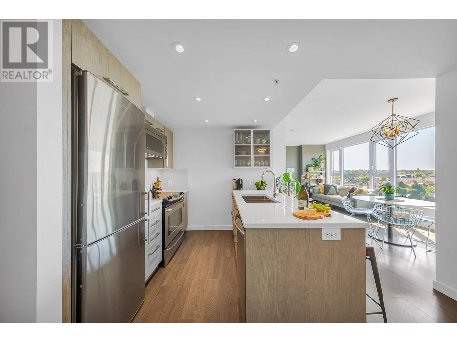 751 955 E Hastings Street, Vancouver, British Columbia  V6A 0G8 - Photo 4 - R2814354