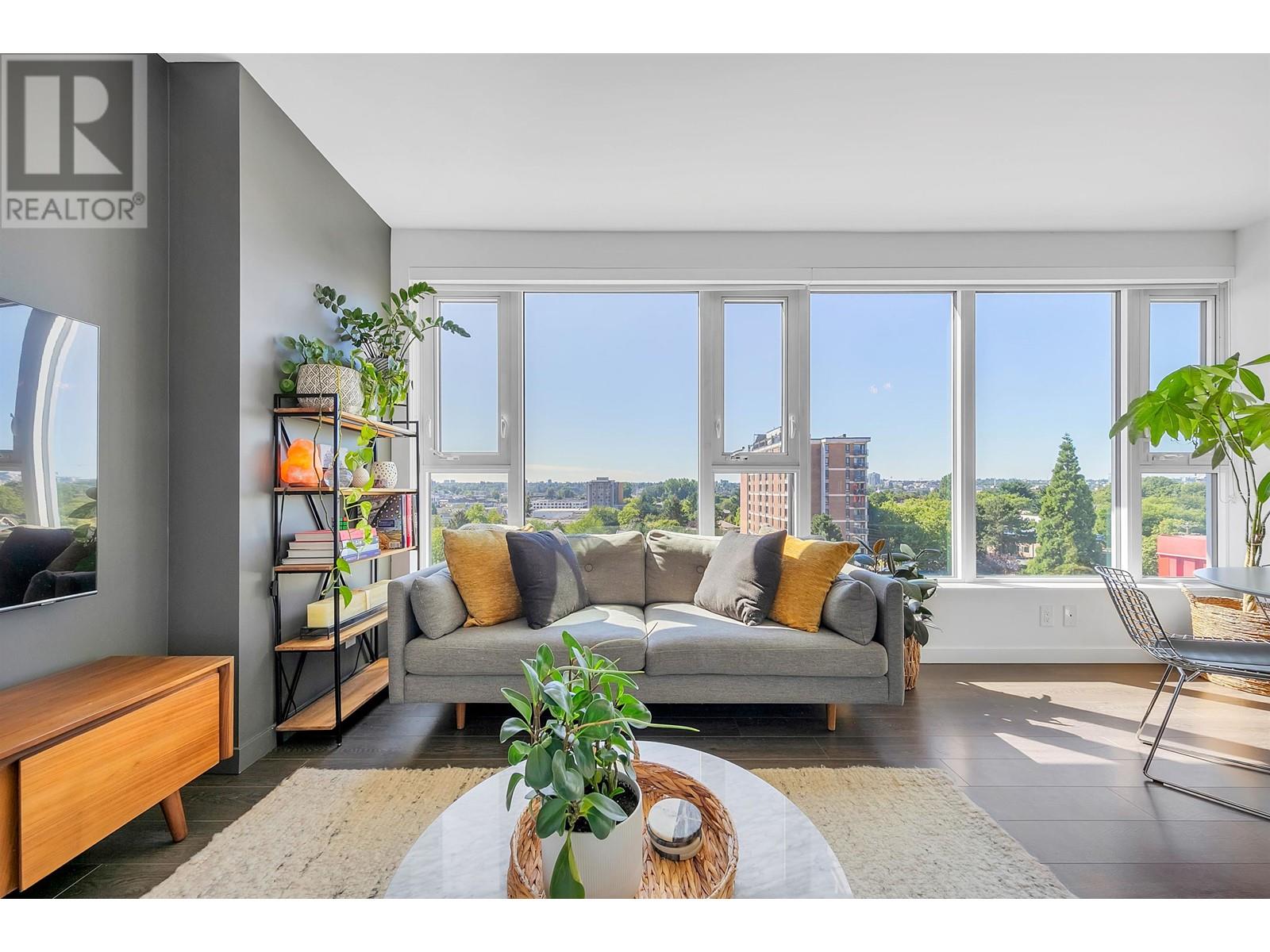 751 955 E HASTINGS STREET, vancouver, British Columbia
