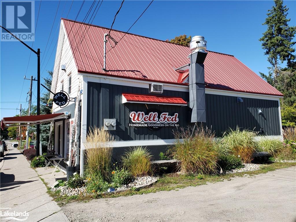 150 hotchkiss street, gravenhurst