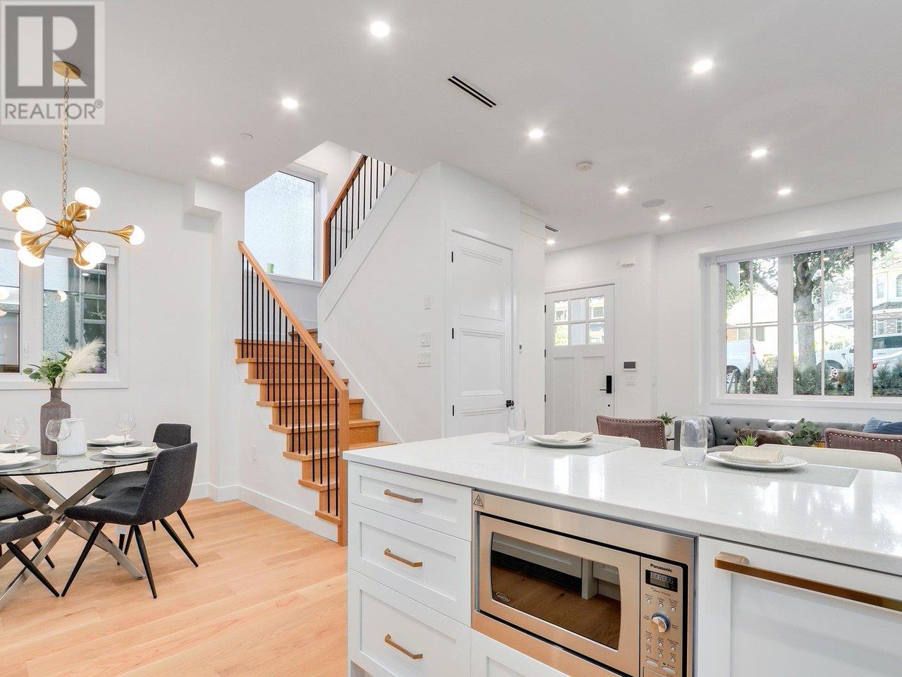 755 E 21st Avenue, Vancouver, British Columbia  V5V 1R9 - Photo 10 - R2828980