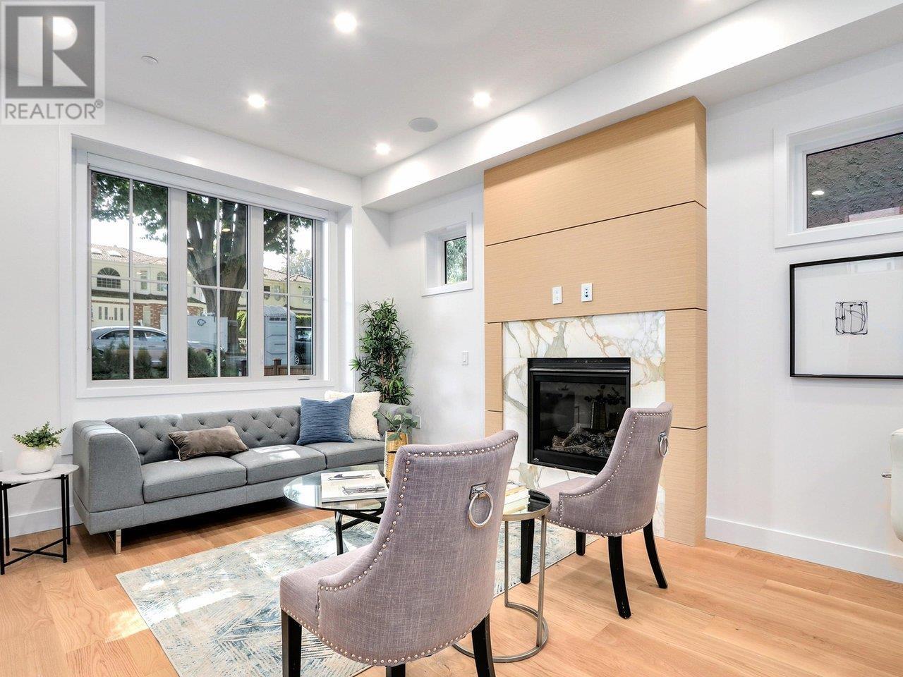 755 E 21st Avenue, Vancouver, British Columbia  V5V 1R9 - Photo 4 - R2828980