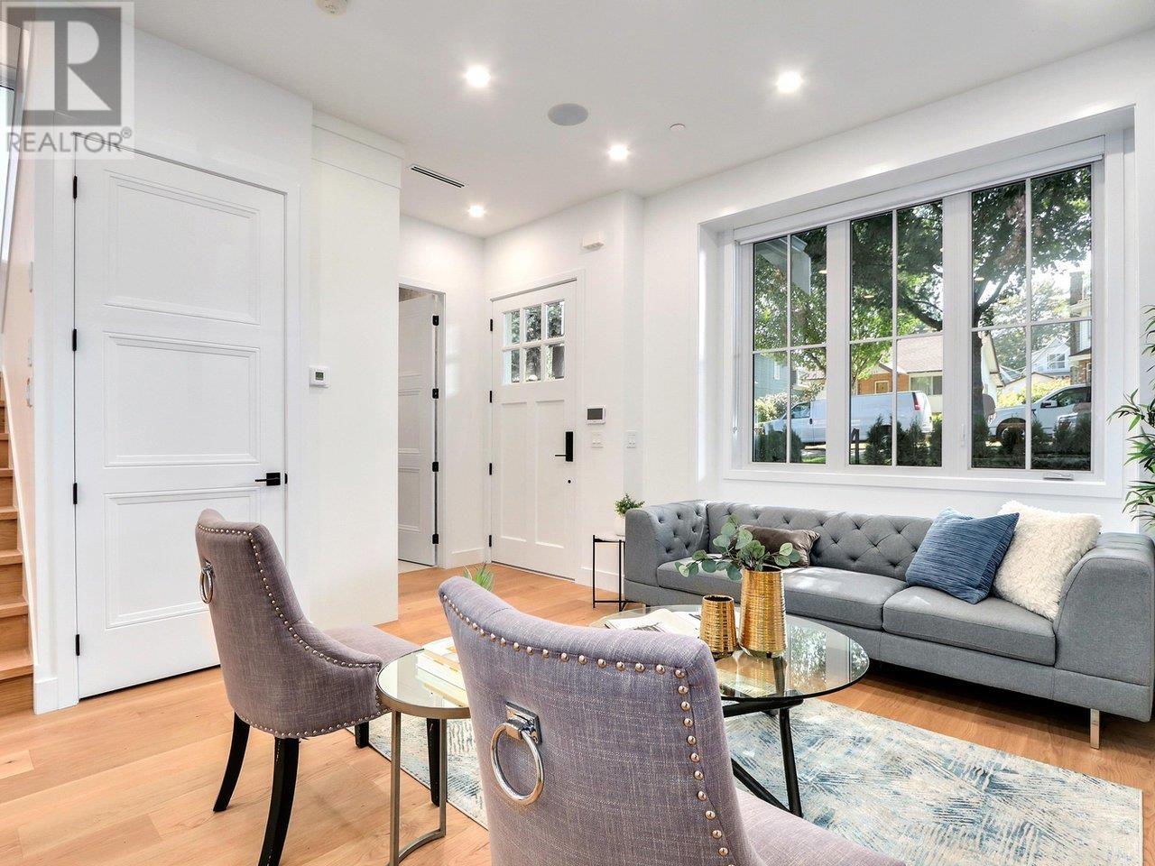 755 E 21st Avenue, Vancouver, British Columbia  V5V 1R9 - Photo 5 - R2828980