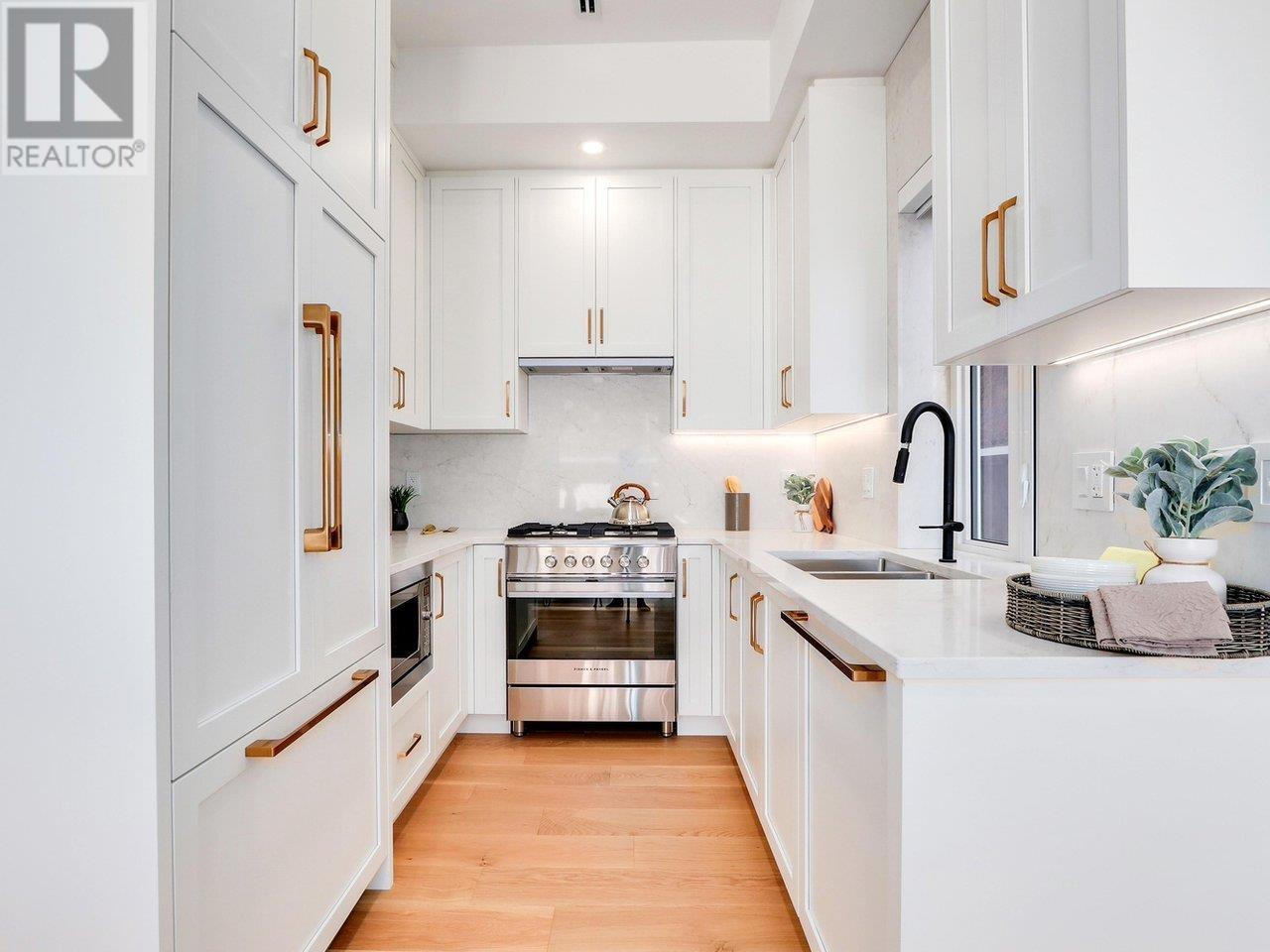 757 E 21st Avenue, Vancouver, British Columbia  V5V 1R9 - Photo 12 - R2828981