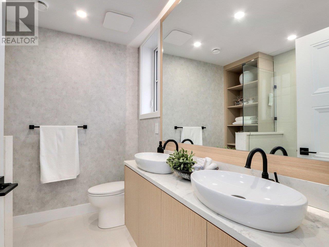 757 E 21st Avenue, Vancouver, British Columbia  V5V 1R9 - Photo 17 - R2828981