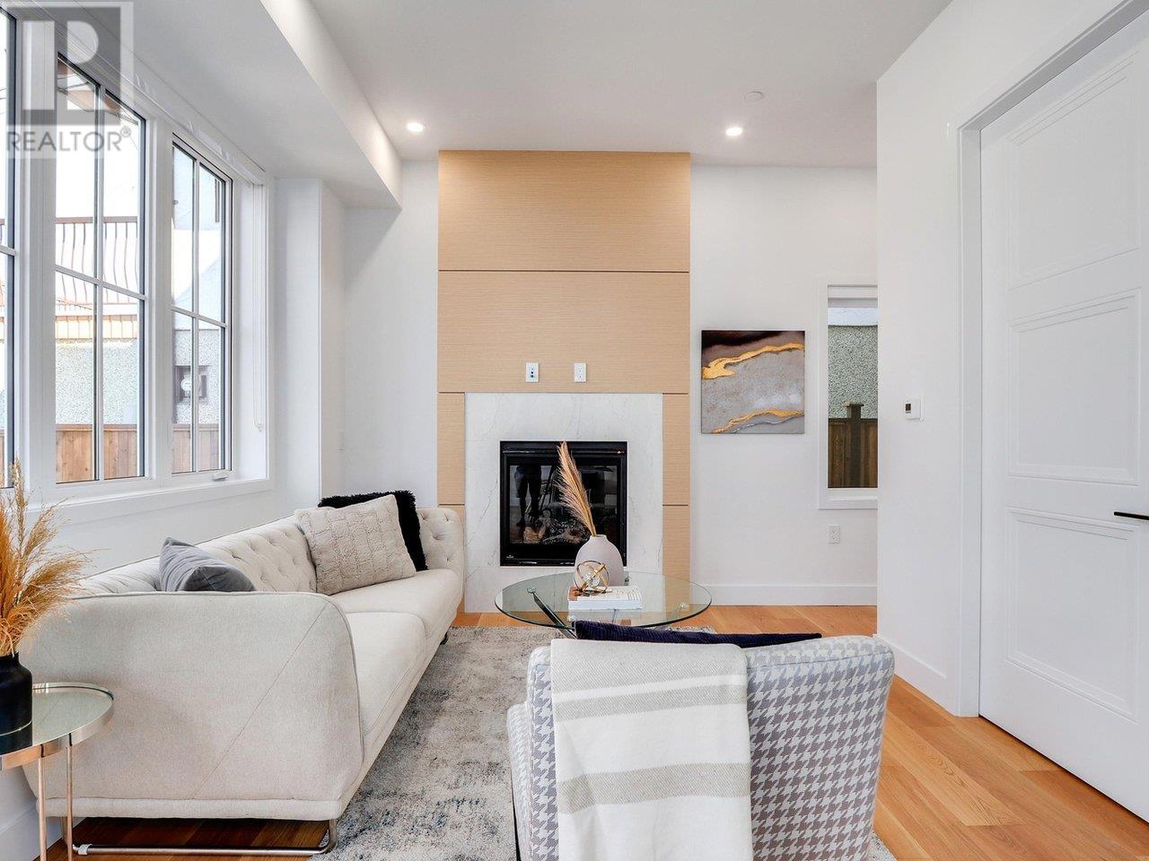 757 E 21st Avenue, Vancouver, British Columbia  V5V 1R9 - Photo 5 - R2828981
