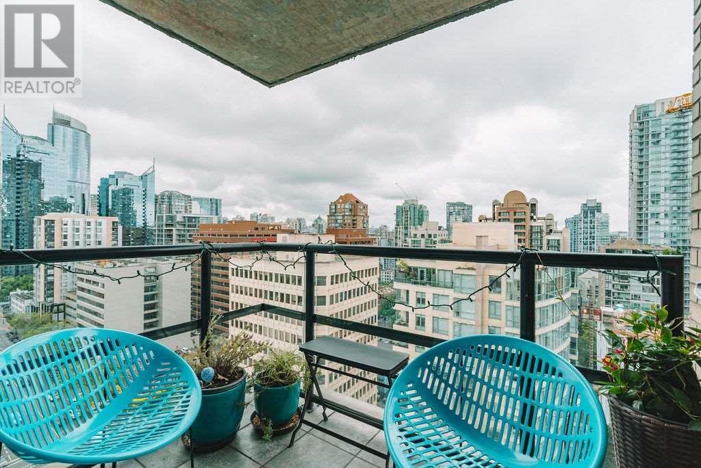 1702 1003 Burnaby Street, Vancouver, British Columbia  V6E 4R7 - Photo 5 - R2829013
