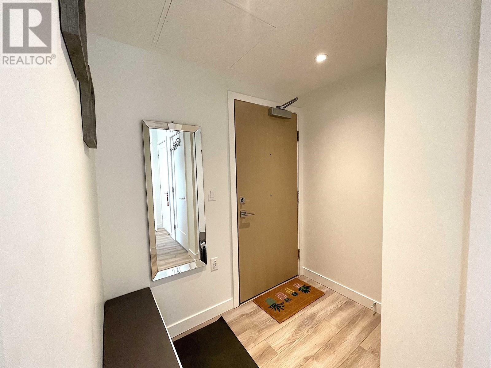 1207 6699 Dunblane Avenue, Burnaby, British Columbia  V5H 0J8 - Photo 3 - R2829015
