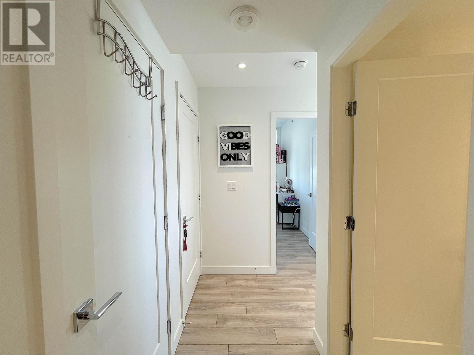 1207 6699 Dunblane Avenue, Burnaby, British Columbia  V5H 0J8 - Photo 5 - R2829015