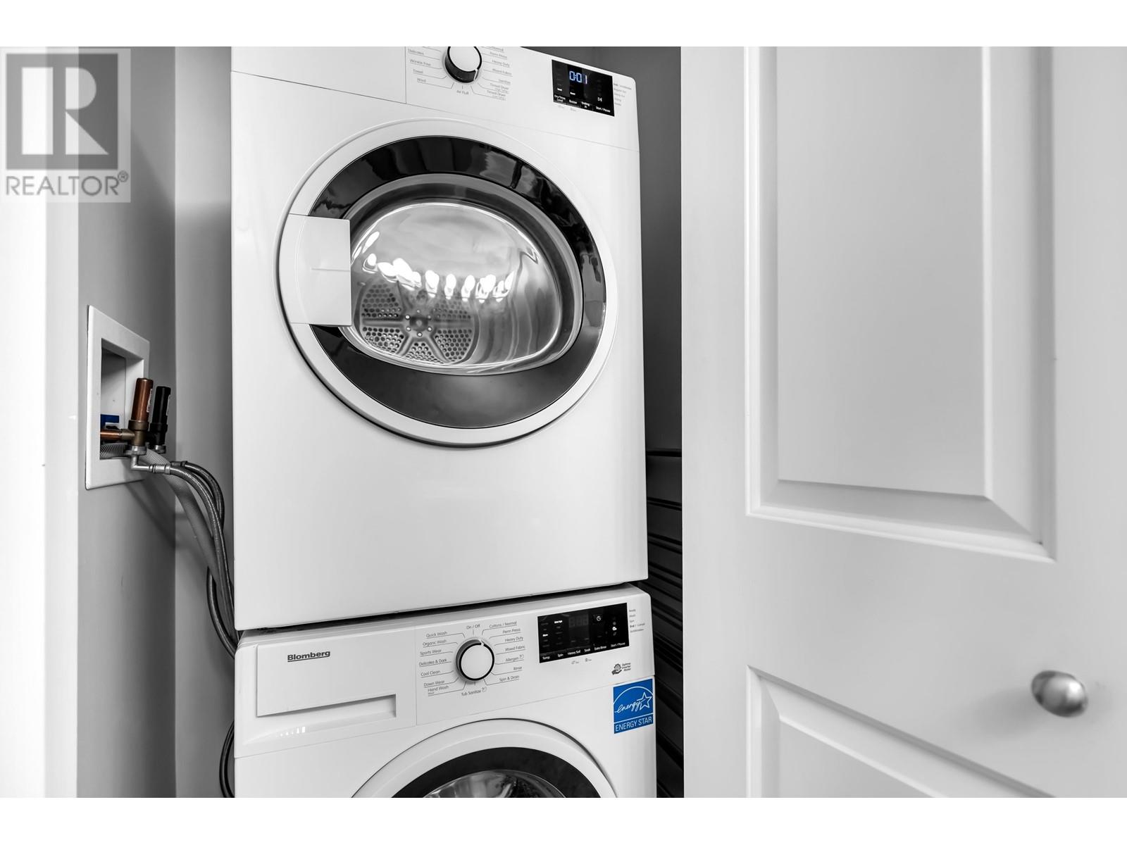 303 700 Klahanie Drive, Port Moody, British Columbia  V3H 5L3 - Photo 14 - R2829019