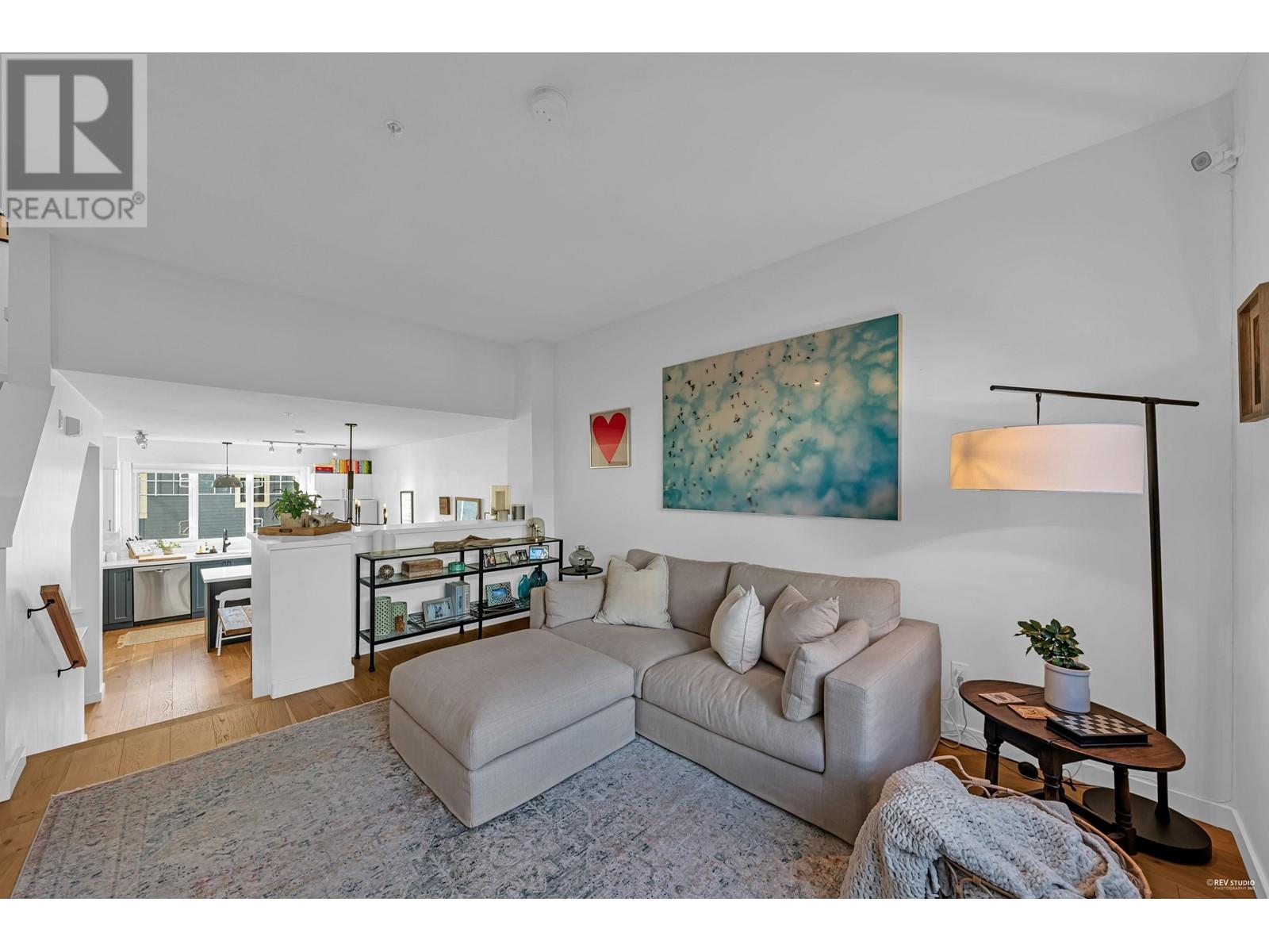 3888 Welwyn Street, Vancouver, British Columbia  V5N 3Y9 - Photo 5 - R2829059