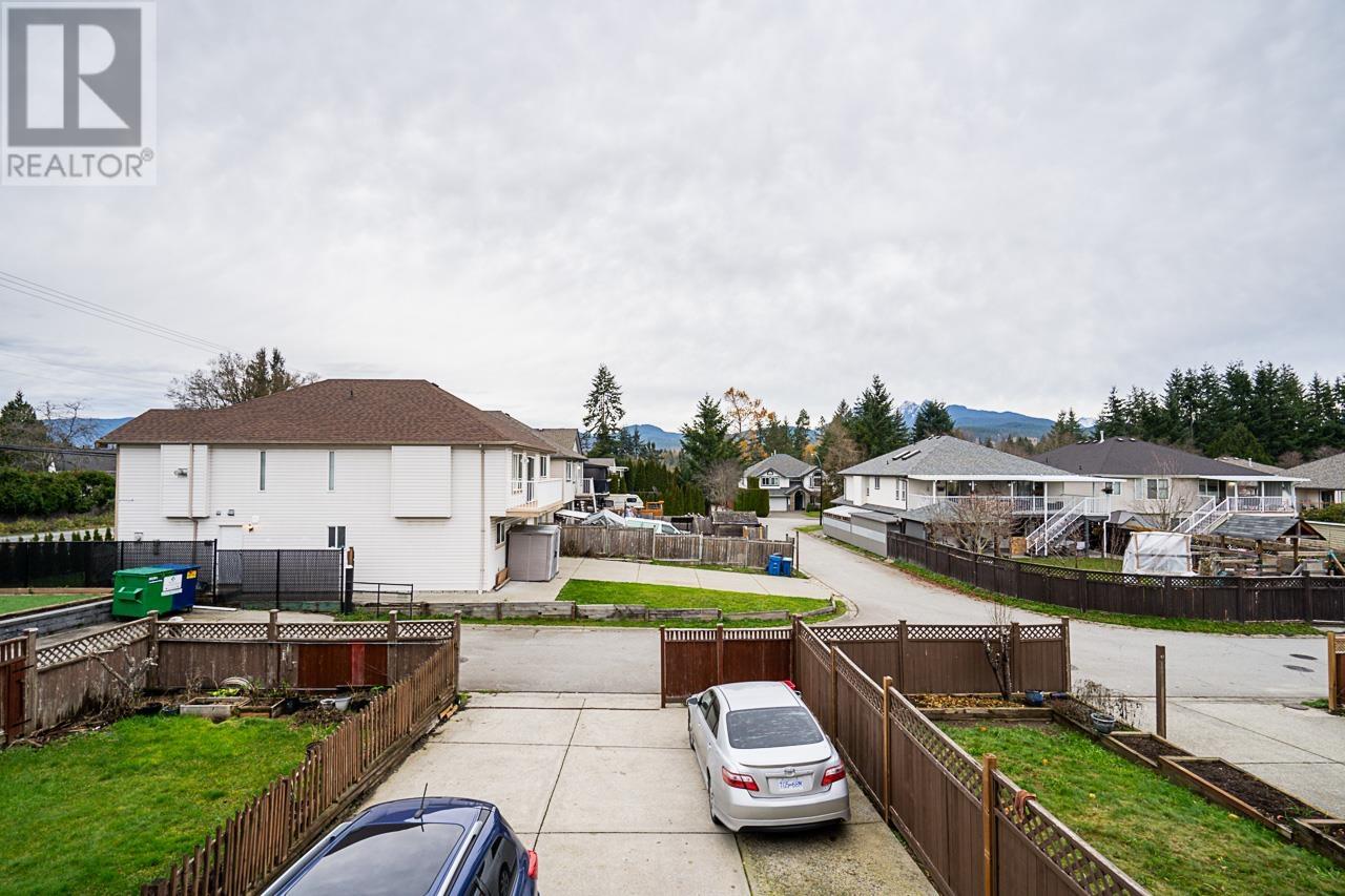 23213 124 Avenue, Maple Ridge, British Columbia  V2X 1R6 - Photo 22 - R2828990