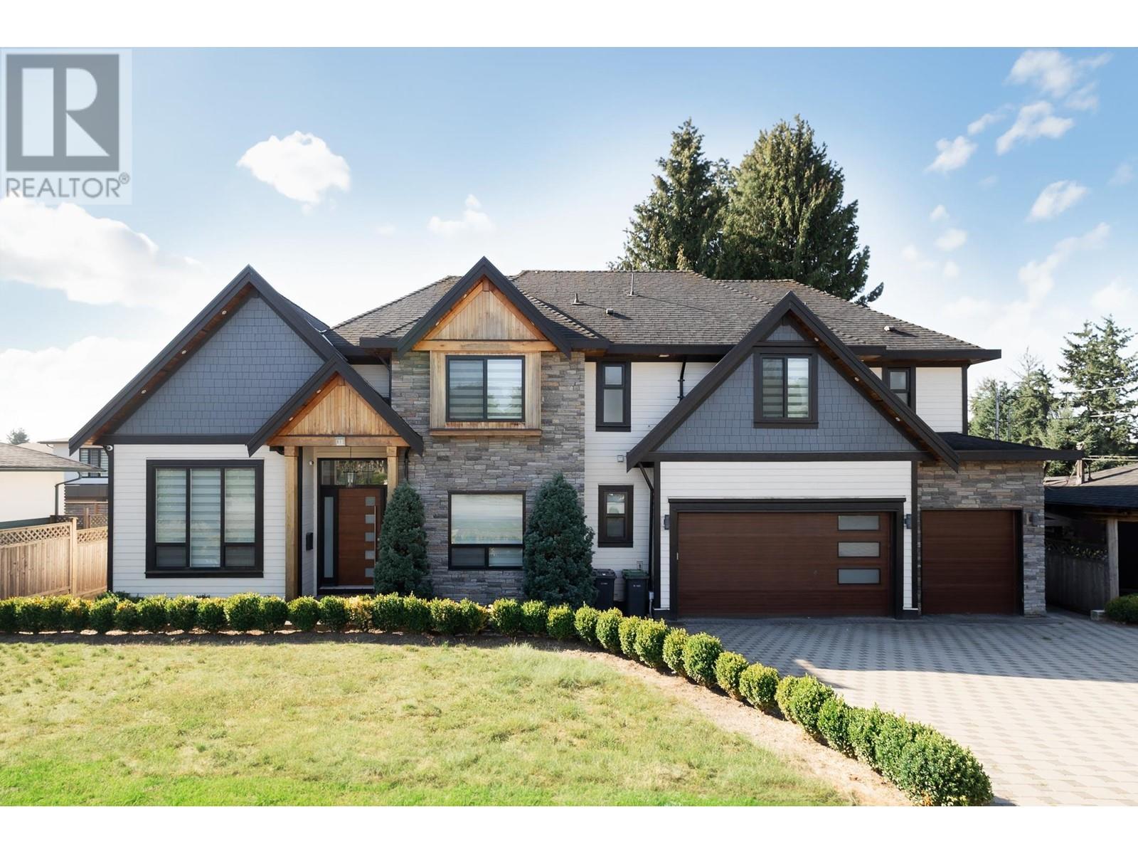 812 SHAW AVENUE, coquitlam, British Columbia