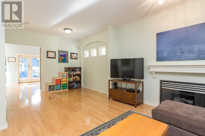 138 Star Crescent, New Westminster, British Columbia  V3M 6X5 - Photo 6 - R2829004