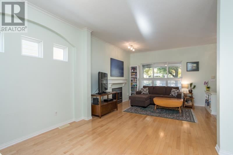138 Star Crescent, New Westminster, British Columbia  V3M 6X5 - Photo 7 - R2829004