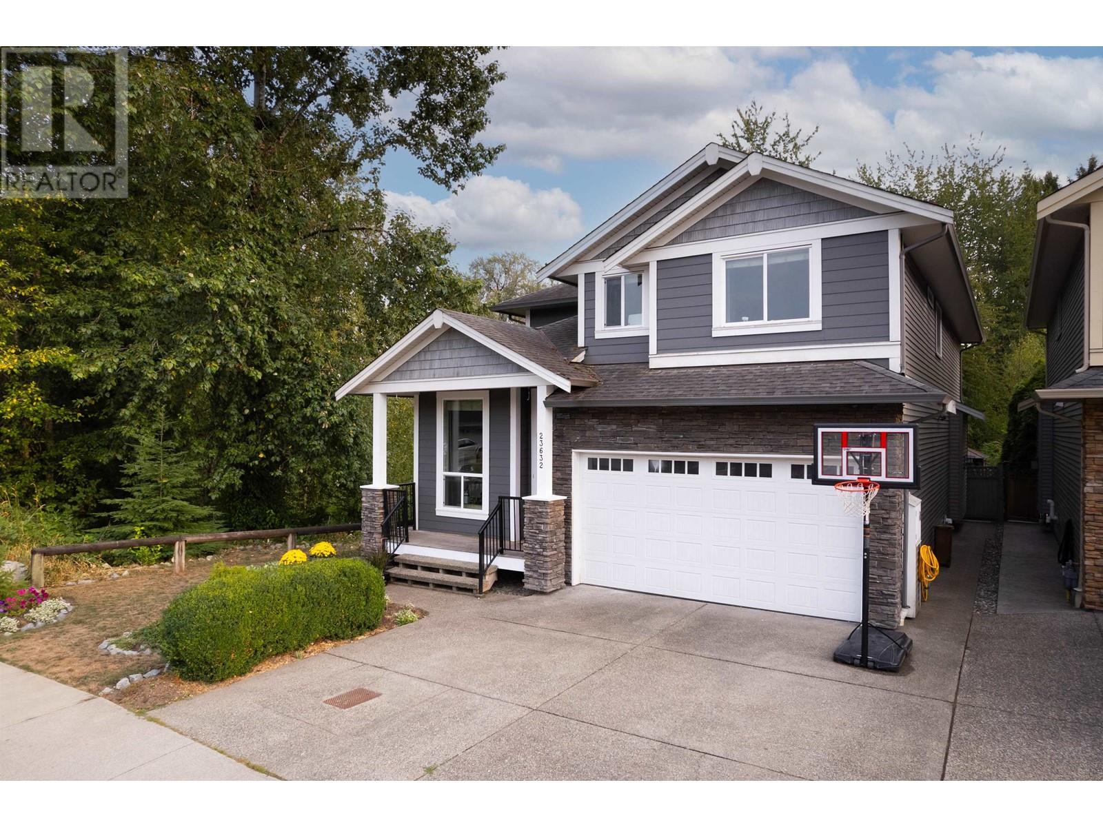 23632 118 Avenue, Maple Ridge, British Columbia  V4R 0E3 - Photo 2 - R2829016