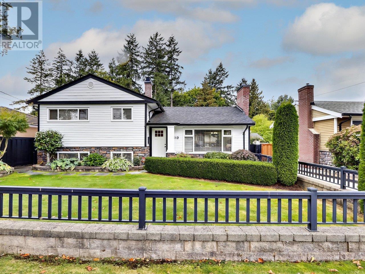 1741 CLIFF AVENUE, burnaby, British Columbia