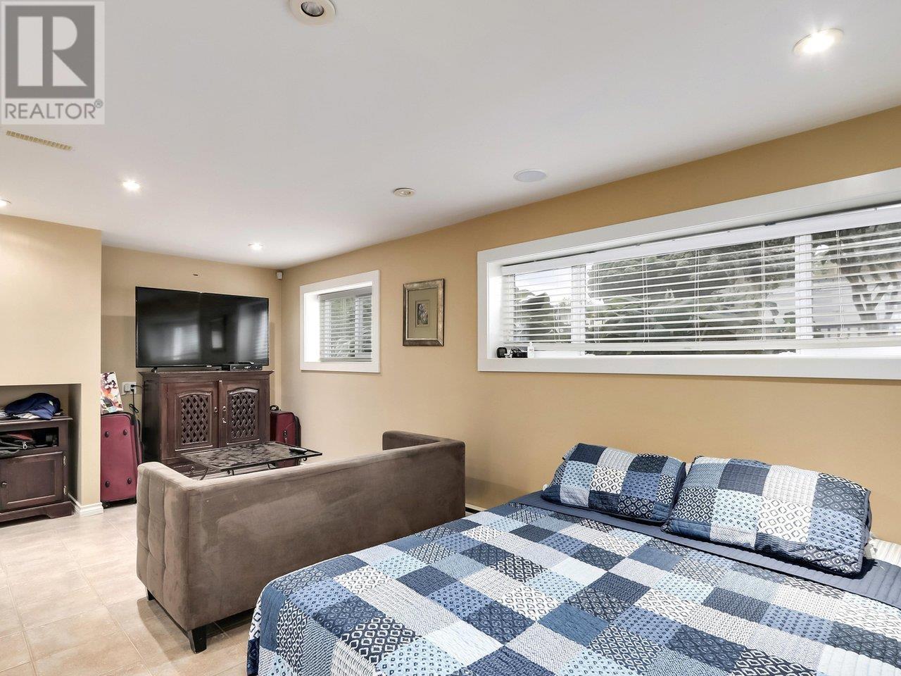 1741 Cliff Avenue, Burnaby, British Columbia  V5A 2K5 - Photo 21 - R2829024