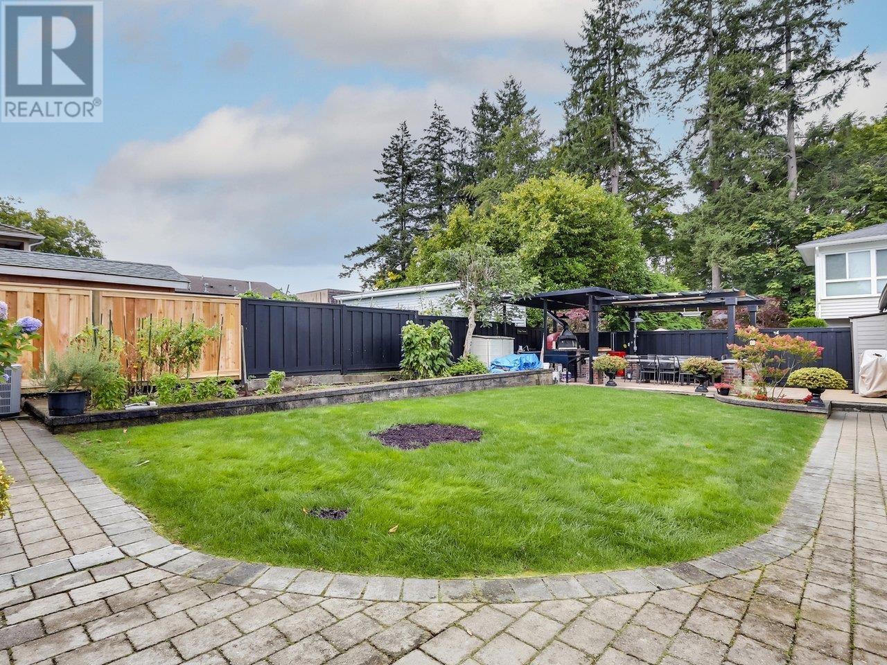 1741 Cliff Avenue, Burnaby, British Columbia  V5A 2K5 - Photo 26 - R2829024