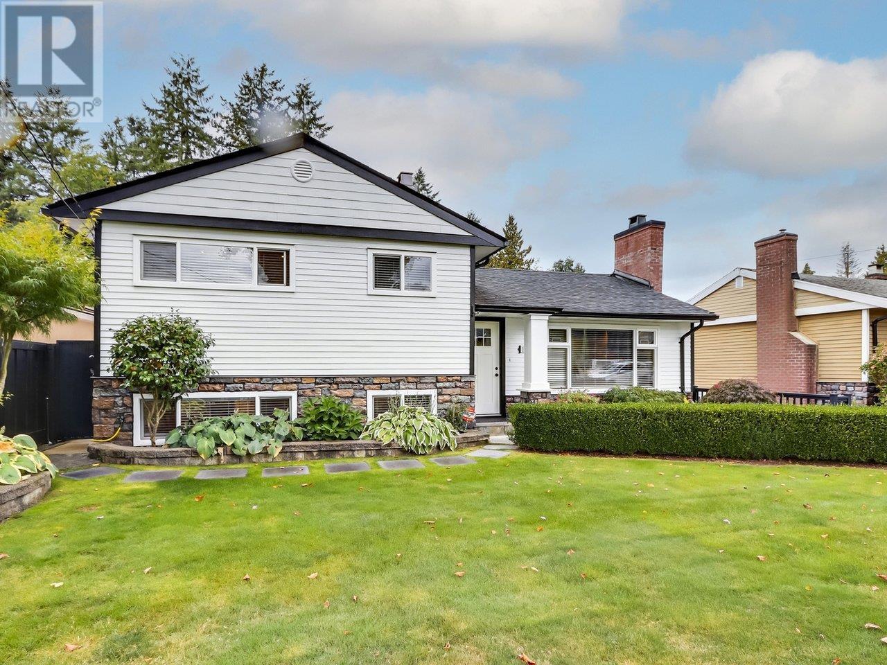 1741 Cliff Avenue, Burnaby, British Columbia  V5A 2K5 - Photo 32 - R2829024