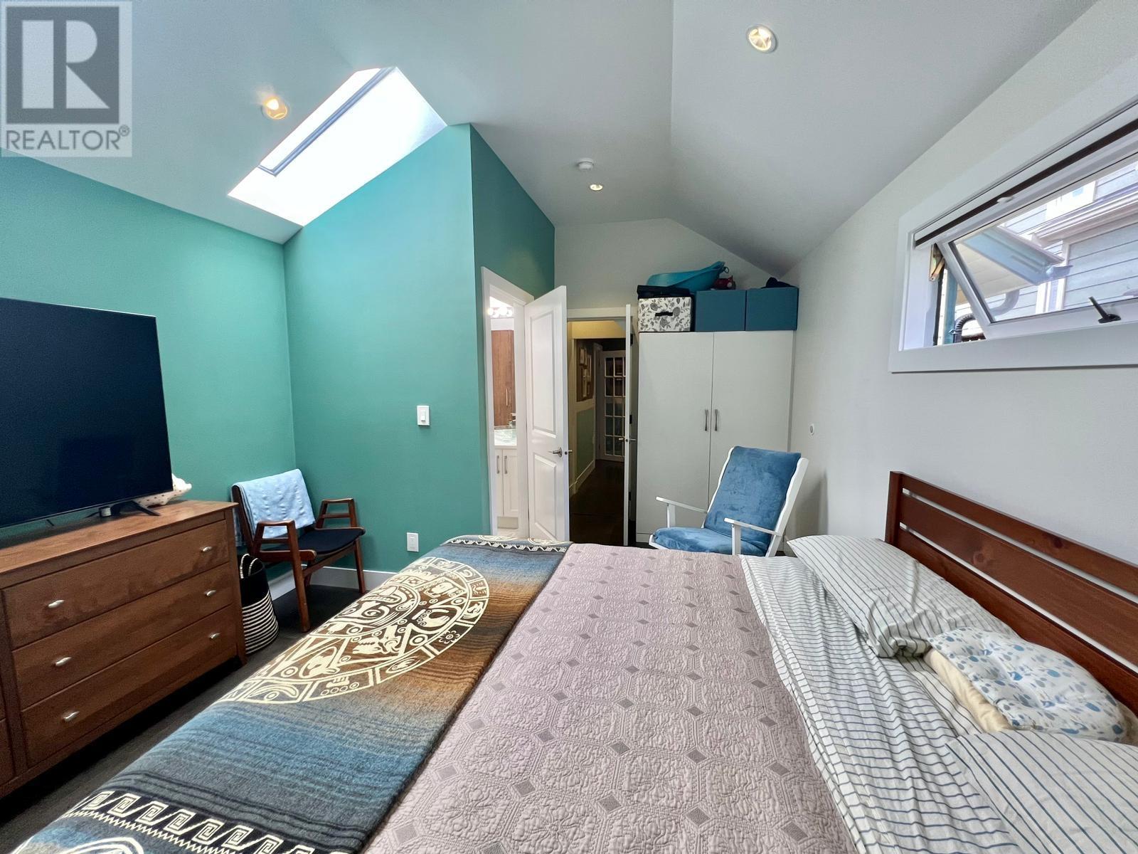 207 Allard Street, Coquitlam, British Columbia  V3K 4K9 - Photo 13 - R2829054