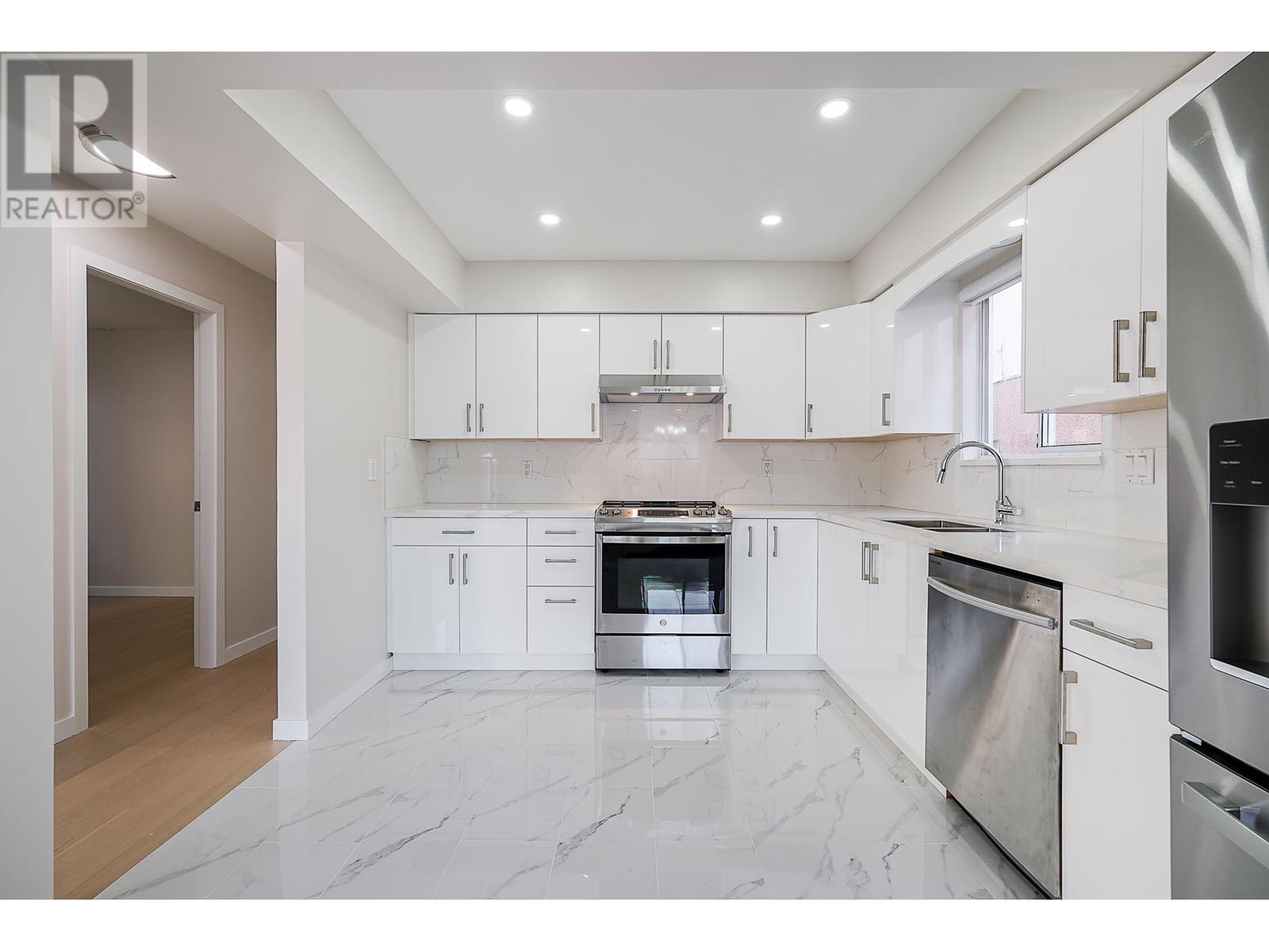 1415 Rupert Street, Vancouver, British Columbia  V5K 4L6 - Photo 9 - R2828717