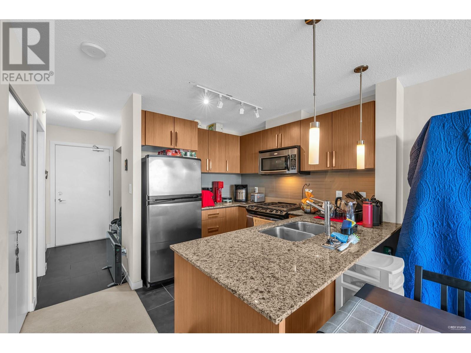 2103 9868 Cameron Street, Burnaby, British Columbia  V3J 0A5 - Photo 7 - R2828972