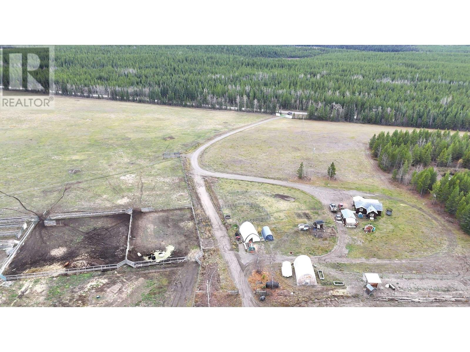 22750 Sturgeon Point Road, Vanderhoof, British Columbia  V0J 3A2 - Photo 6 - R2828986