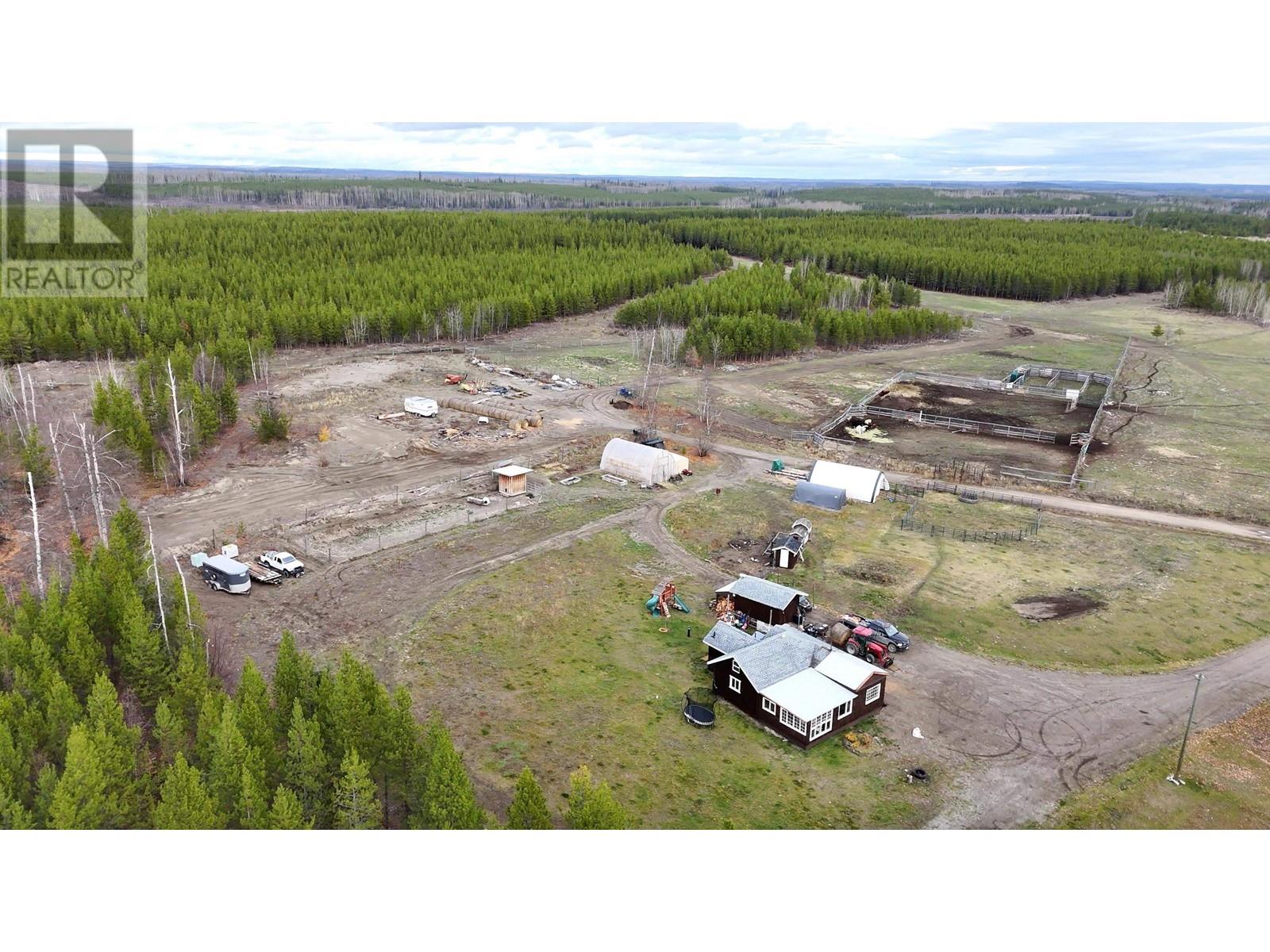 22750 Sturgeon Point Road, Vanderhoof, British Columbia  V0J 3A2 - Photo 10 - R2828986