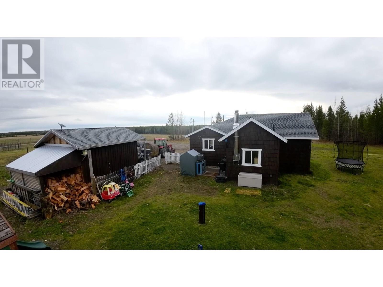 22750 Sturgeon Point Road, Vanderhoof, British Columbia  V0J 3A2 - Photo 15 - R2828986