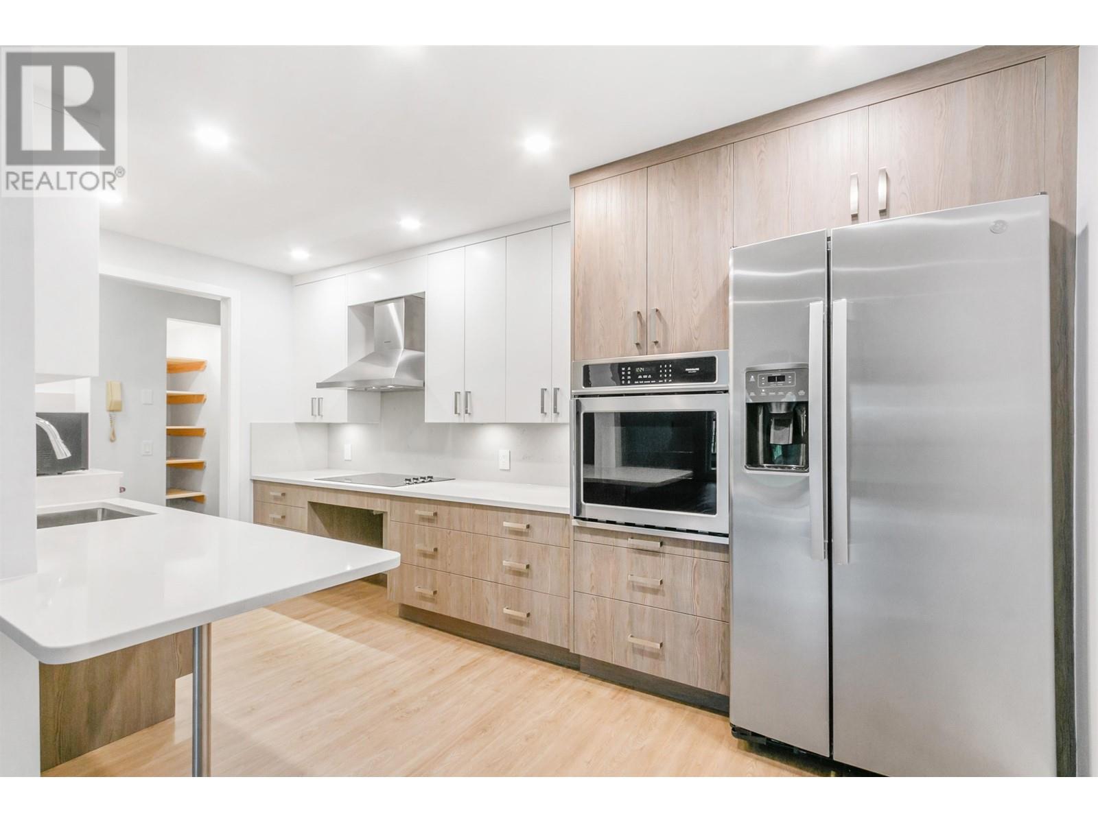 108 2770 Burrard Street, Vancouver, British Columbia  V6J 3J8 - Photo 11 - R2825744