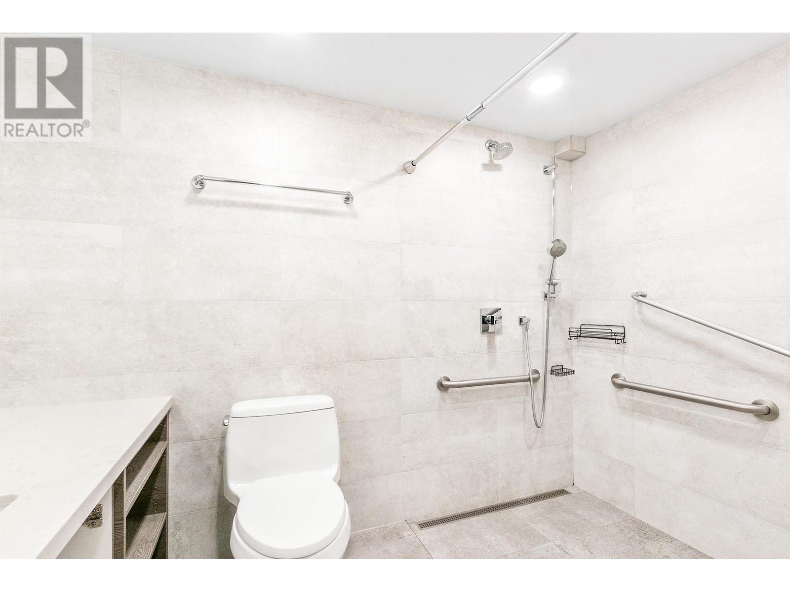 108 2770 Burrard Street, Vancouver, British Columbia  V6J 3J8 - Photo 17 - R2825744