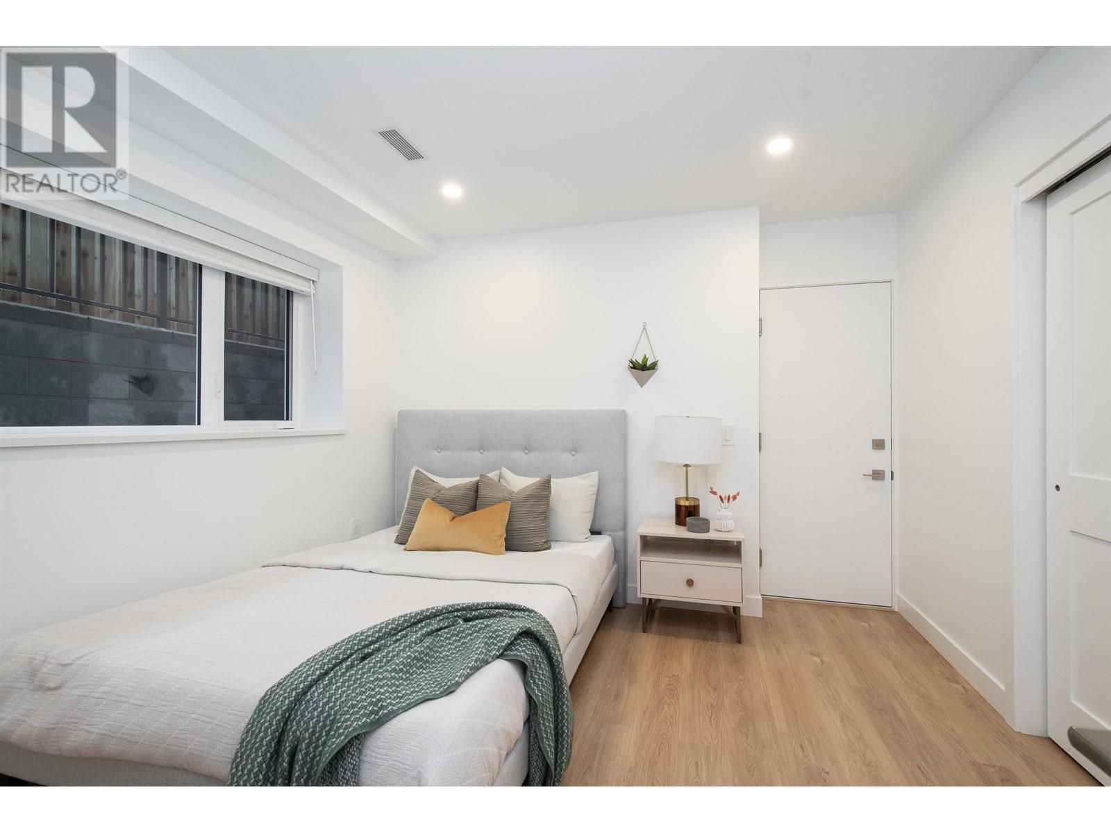 352 14th West Street, North Vancouver, British Columbia  V7M 1P6 - Photo 23 - R2826429