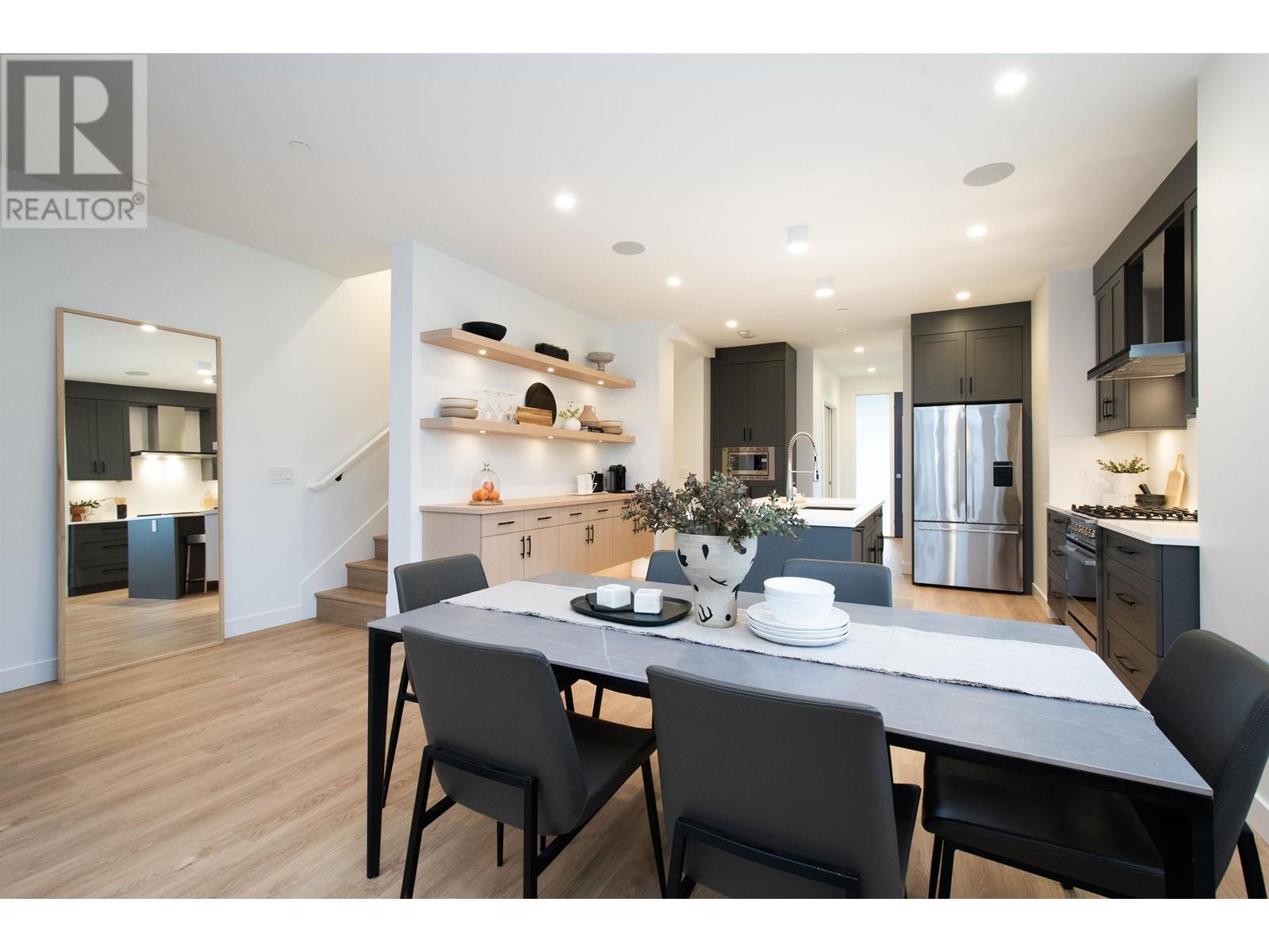 354 14th West Street, North Vancouver, British Columbia  V7M 1P6 - Photo 14 - R2826436