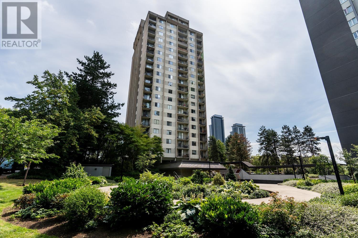 1002 9595 ERICKSON DRIVE, burnaby, British Columbia